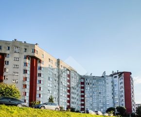 Olsza - ul. Fiołkowa - trzypokojowe mieszkanie z balkonem