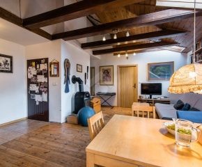 Ponadczasowy Dom Z Potencjałem Inwestycyjnym