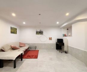 Przestronny lokal z wydzieloną sypialnią - ul. Pawlikowskiego