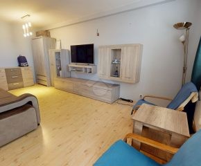 Przestronne 2 pokoje z osobną kuchnią, balkonem i piwnicą