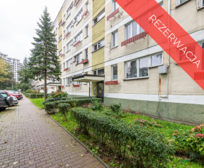 4 pokoje|Obok pętli tramwajowej|Spokojna okolica|6,2m2 piwnica