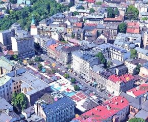 80% udziałów w kamienicy + strych do rozbudowy - Stare Miasto