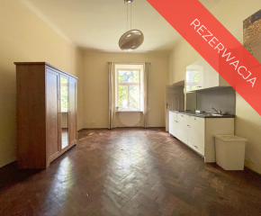 Lokal 3-pokojowy z balkonem - ul. Pijarska