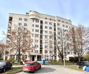 2 Pułku Lotniczego – 2 osobne pokoje i balkon 