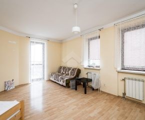 Kraków – 3 pokojowe mieszkanie w spokojnej okolicy– Ludwika Solskiego