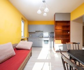  Jasne, 3-pokojowe mieszkanie z balkonem!