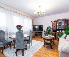 Jasne, przestronne mieszkanie 3-pokojowe z dużą piwnicą | Stojałowskiego