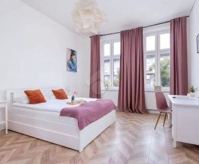  3-pokojowe mieszkanie w centrum - ul. Krowoderska