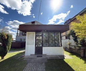 Mały lokal handlowy z witryną - Azory - 25 m² - 1400 zł