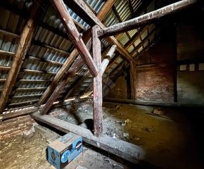 Strych do adaptacji - ul. Zbrojarzy – 61 m2