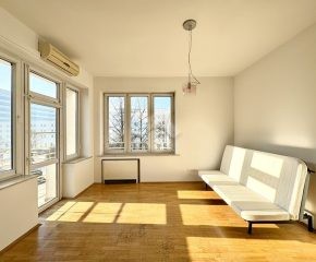 3- pokojowe mieszkanie obok Ronda Mogilskiego