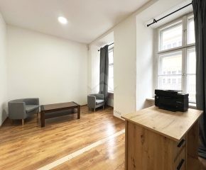 Lokal biurowy w ścisłym centrum - ul. Floriańska 