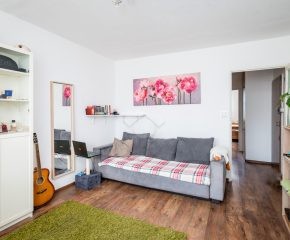 kawalerka | osobna kuchnia | loggia