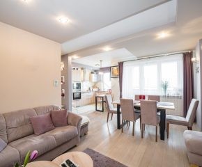 2- pokojowe mieszkanie na osiedlu ,,Złota Brama