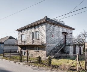 dom jednorodzinny wolnostojący | działka o pow. 4 arów