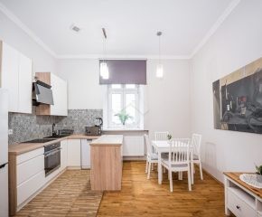 Kraków – Stare Podgórze – ul. Celna – 43,4 m2