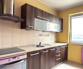 Przewóz | 1 pokój | 34 m² | 3 piętro | do remontu 