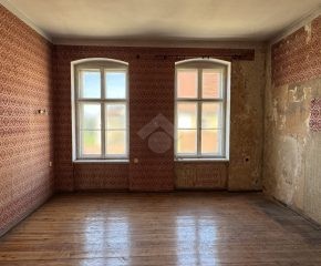 Dwustronne 4-pokojowe mieszkanie w centrum miasta
