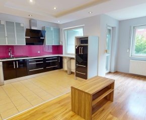 2 POKOJE | WYSOKI PARTER | OGRÓDEK Z TARASEM | BALKON | WINDA | GOTOWE DO WPROWADZENIA