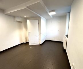 Kraków – ul. Orlińskiego- Kameralny lokal usługowy 