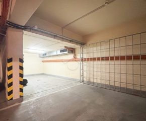 Garaż - RUCZAJ - ul. Grota rowieckiego 