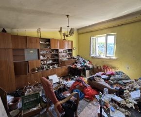 Kraków –  Nowa Huta –  os. Szkolne – 38,5 m² 