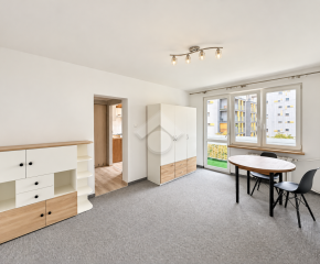 Kraków –  Kawalerka 31 m² | Balkon | Osobna kuchnia | Parking za szlabanem