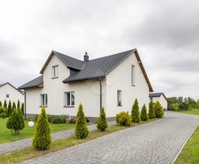 Dom wolnostojący w Dziekanowicach