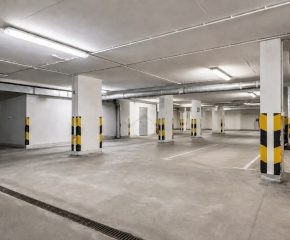 Dwa miejsca postojowe w garażu podziemnym na sprzedaż
