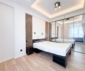 3 - Pokojowe mieszkanie z osobną kuchnią - 43m2 - ŁAGIEWNIKI