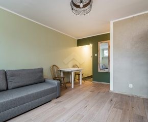 Kawalerka | 24,3 m2 | po generalnym remoncie | piwnica 